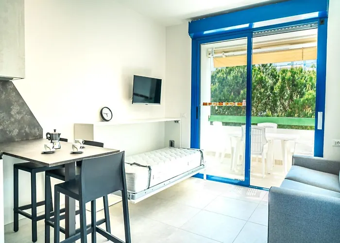 Enjoy The Sun From The Terrace Of Our Daire *